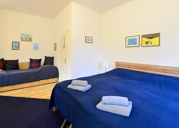 House With Courtyard & Parking Close To Stadtpark * Відень